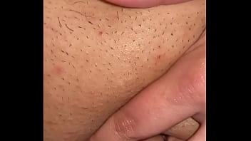 Pov – frotando mi clítoris con el dildo