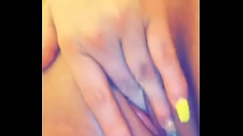 Bbw milf plays with wet pussyp