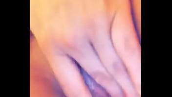 Bbw milf plays with wet pussyp