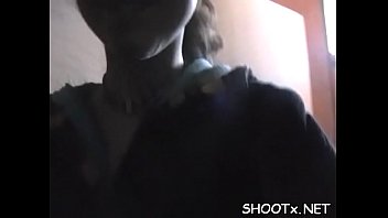 Babe takes it up her cuch