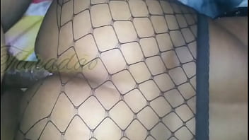 Socando gostoso no rabinho da minha preta