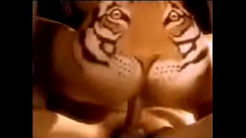 Tigredevorandoumhomem