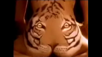 Tigredevorandoumhomem