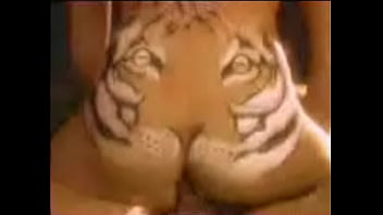 Tigredevorandoumhomem