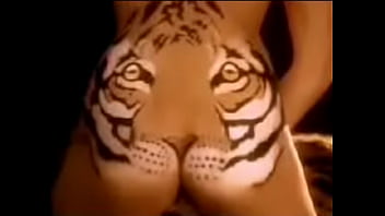 Tigredevorandoumhomem