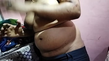 Stepson makes relationship after seeing stepmother alone in house