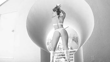 Kristina rose gets her asshole creamed while lesbian casey cumms licks the cum sqf