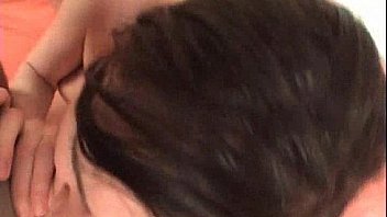 Hot squirting babe 011