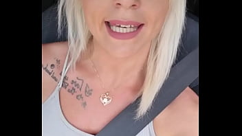 Teaser public je demande à ma copine de me goder au bord de la rivière