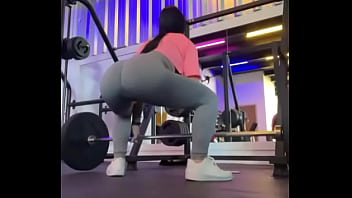 Treinando pra ficar gostosa