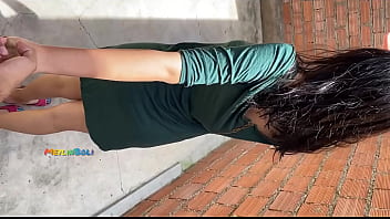 Casero bonita vecinita en vestido corto es follada por su amante peruanita infiel chibola bonita