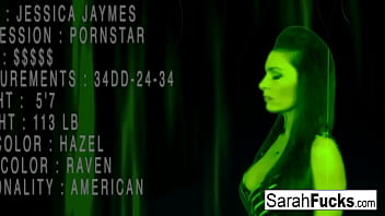 Hot babes have a hardcore 3some