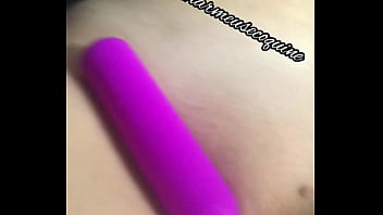 Hello je vous ai manqué regarde sur quoi je suis tombée avec lequel