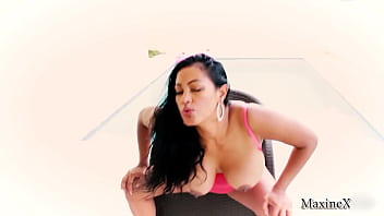 Squirting show maxine x dildo fucks her asian pussy by the pool