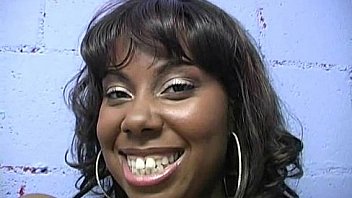 Ebony backs her booty all the way to the gloryhole 11