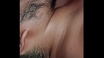 Delicioso squirt a morena