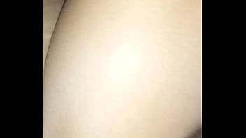 Vecina madura es fallada por joven dotado en falta