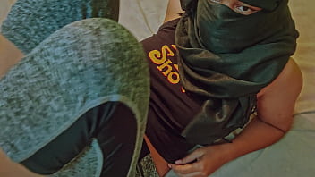 Cheating wife calls in her boyfriend and cheats on her husband for sex