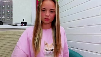 If you want to see the full video check out sheer misssvikki