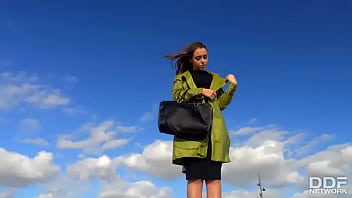 Spanish photogenic brunette craves an orgasm