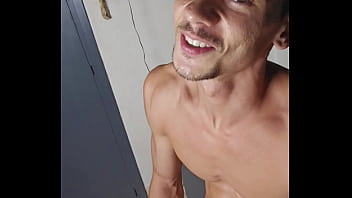 There is a friend on my sofa and i masturbate while seeing her