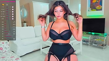 I love her giant boobs