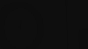 Alexis takes her friends to the strip club