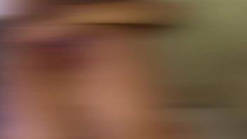 Ela senta e rebola levando rola no seu cuzinho ate ficar arrombadinho