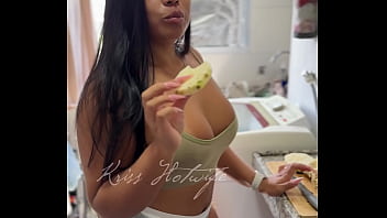 Abacaxi faz bem pra que alguém pode me responder