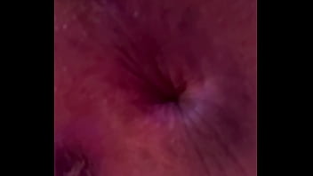 Vibrations of the clitty until she finishes