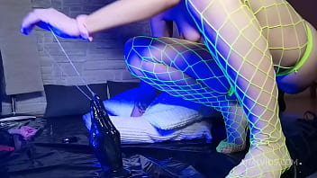 Stacy bloom enjoy thewondertoy deep bulge and anal fisting live cam show