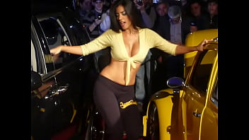 Putita moviendose bien rico