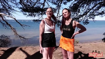 Arianna et angelina milfs plantureuses s'offrent une queue