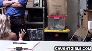 Teen suspect alice nicole trades a blowjob for freedom