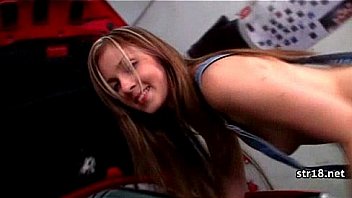 Amateur Teen Couple Fucking On Cam thumbnail