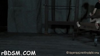 Demeaning a lusty slit