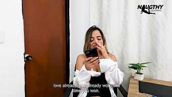 Dra perverted masturbates in her doctor's office