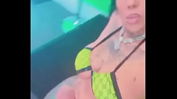 Hand you handle a real stallion