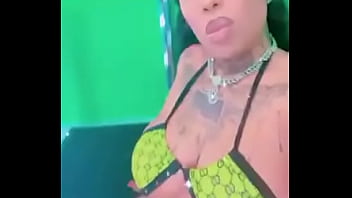 Hand you handle a real stallion Hand you handle a real stallion