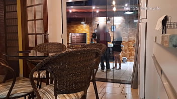 Mulher casada se arruma para receber o negão em casa bruna silva hotwife