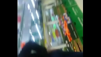 Seksowna milf nagrywana z ukrycia super laska