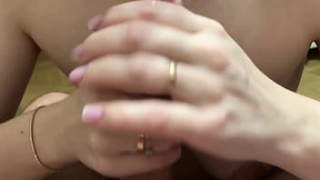 Blow job after shower said to suck she sucks in a face mask