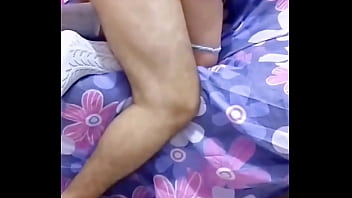 Colegiala mexicana virgen termina preñada en su primera vez ¡el maldito le hizo la maldad y se le vino adentro pobre morra todo por andar de puta después de la escuela