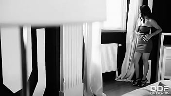 Dildo slides in Dildo slides in