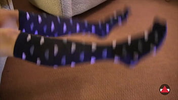 Her feet get me hard