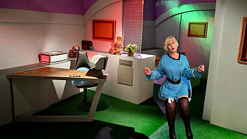 Mature star trek cosplay fun with a fuck machine