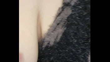 Fans quick cum on karla's tits