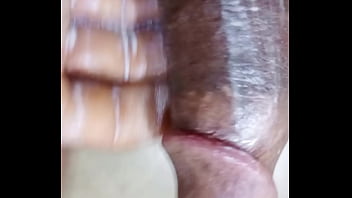 Wetjuicypussy1 a nigerian girl ask this man to give her 20 000 for sex and the man do not have the money him has to go on masupaytion in his house