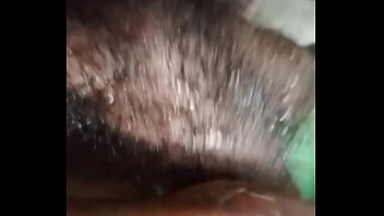 Wetjuicypussy1 a nigerian girl ask this man to give her 20 000 for sex and the man do not have the money him has to go on masupaytion in his house