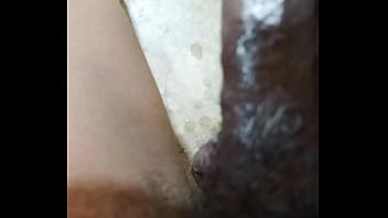 Wetjuicypussy1 a nigerian girl ask this man to give her 20 000 for sex and the man do not have the money him has to go on masupaytion in his house